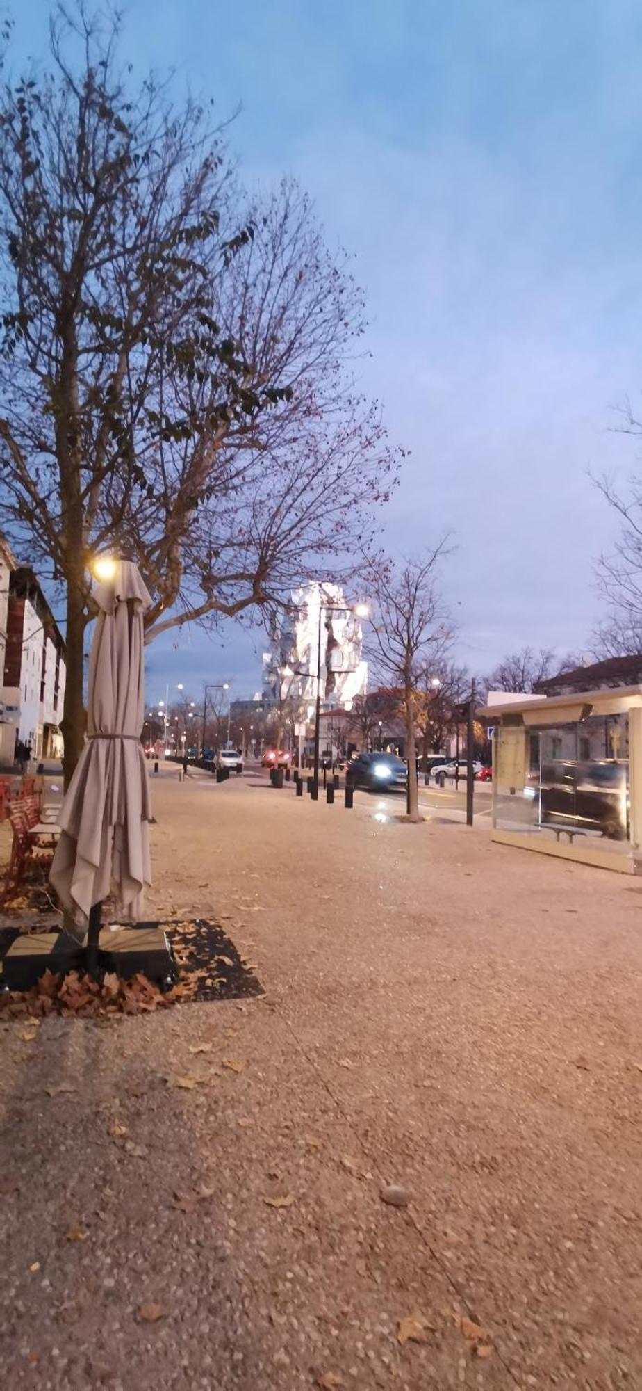 Entre Tour Luma Et Arenes Arles Exterior foto